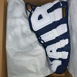 Nike Air Uptempo